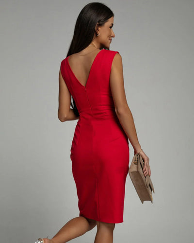 Louise| Fitted Dress with V-Neckline and Slit